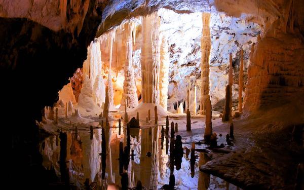 تام خون سی، بزرگ ترین غار رودخانه ای جهان در لائوس